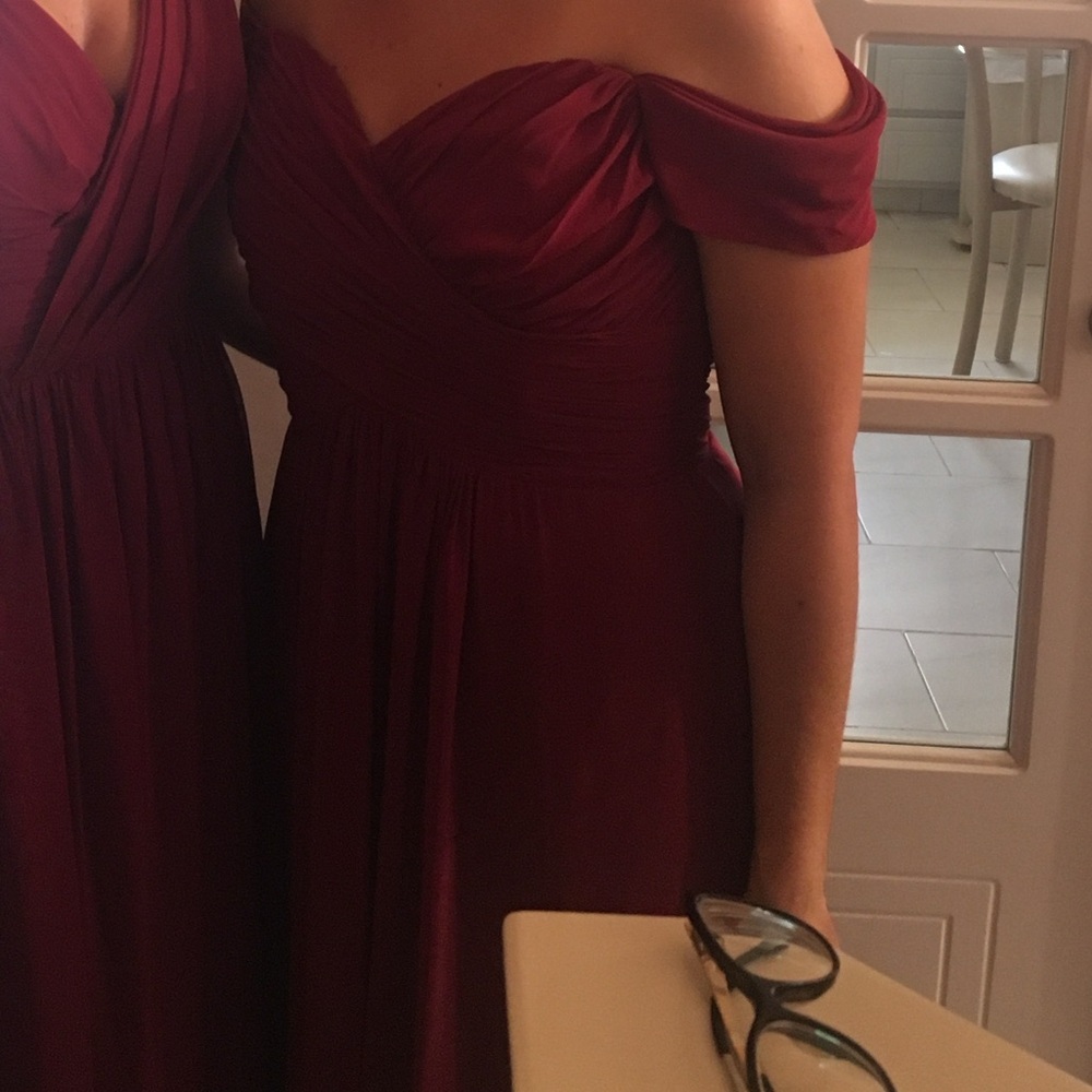 Elegant Burgundy Evening Gown